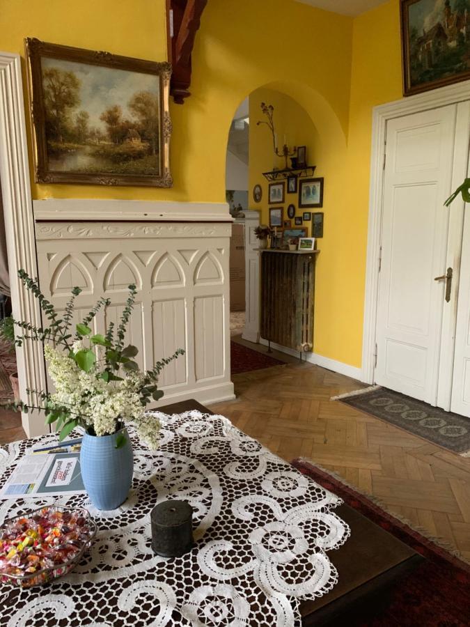 Appartamento Gutshaus Schwarzenhof Dargun Esterno foto