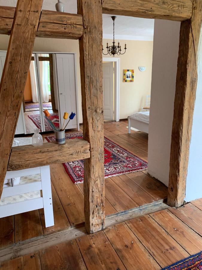 Appartamento Gutshaus Schwarzenhof Dargun Esterno foto