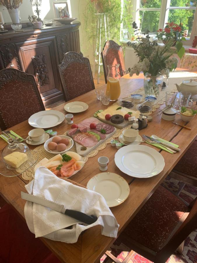 Appartamento Gutshaus Schwarzenhof Dargun Esterno foto