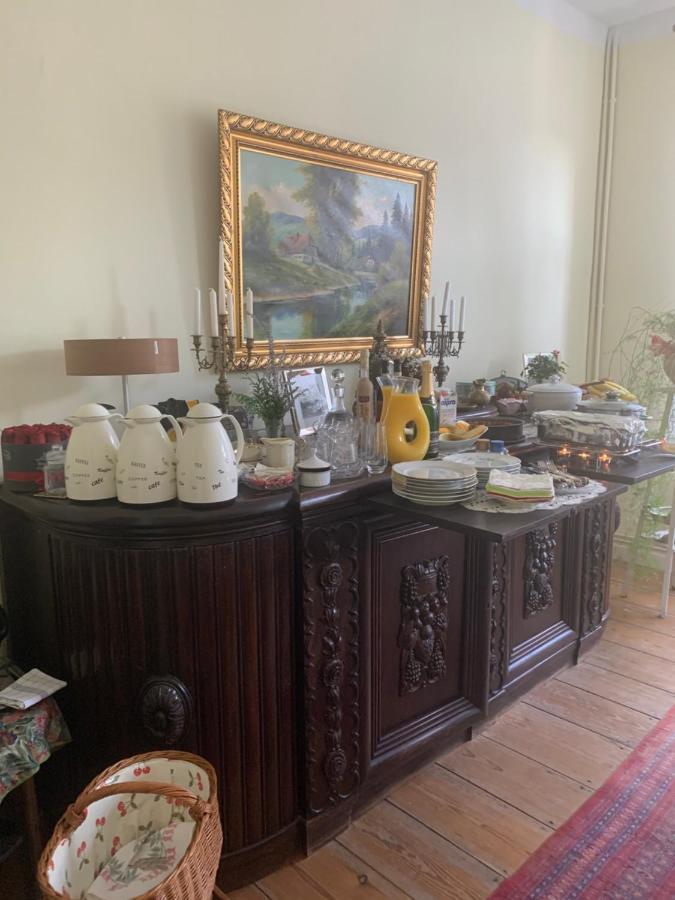 Appartamento Gutshaus Schwarzenhof Dargun Esterno foto
