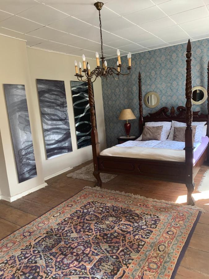 Appartamento Gutshaus Schwarzenhof Dargun Esterno foto