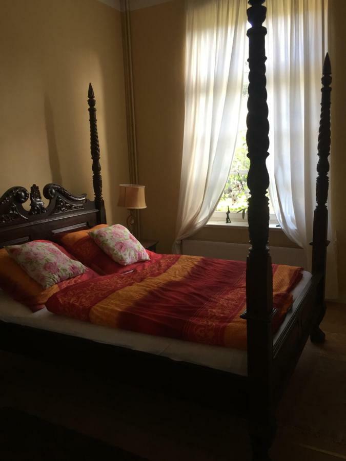 Appartamento Gutshaus Schwarzenhof Dargun Esterno foto
